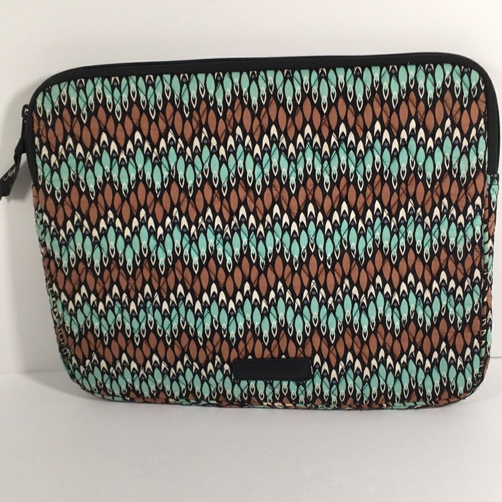 Vera Bradley Retired Pattern Sierra Stream Quilted Laptop Sleeve